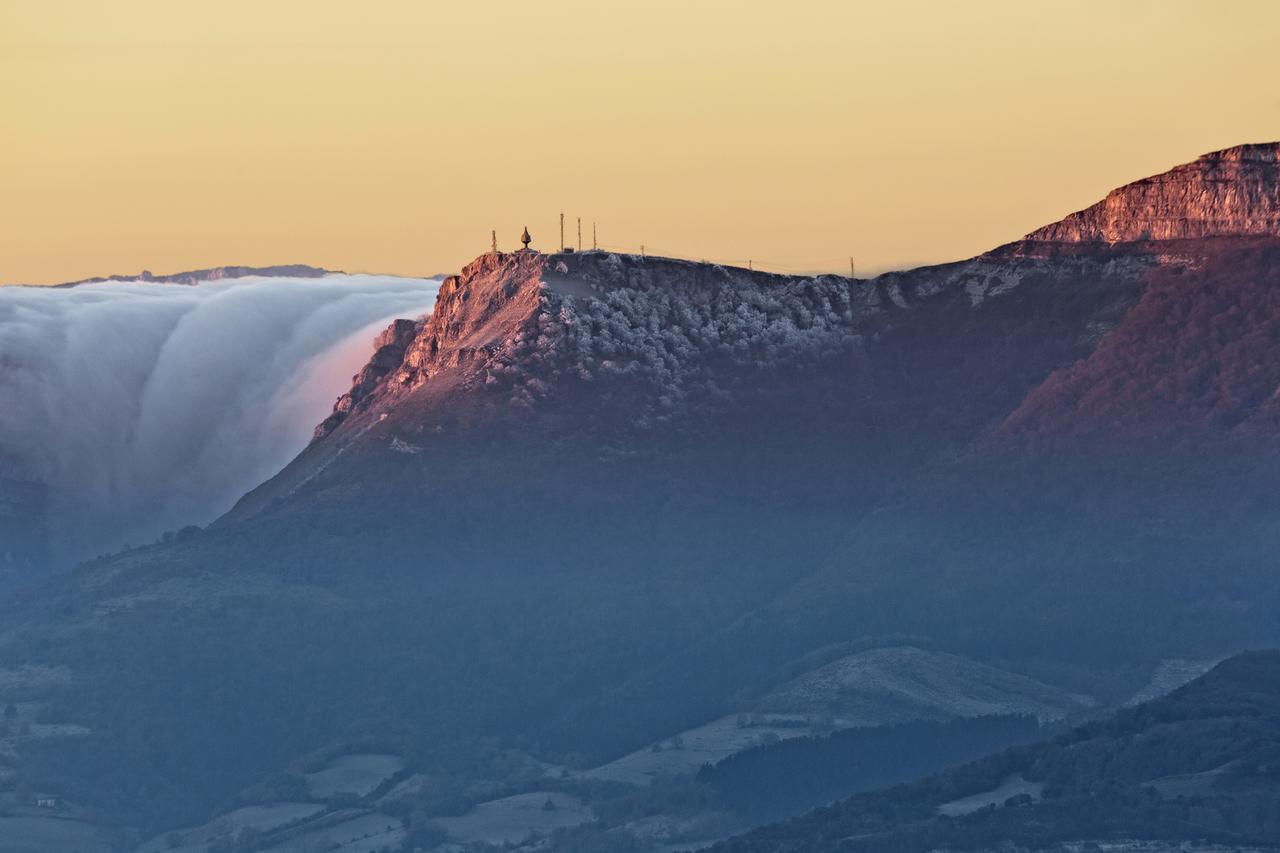 Ciudad De Orduña Esterno foto
