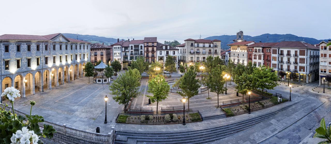 Ciudad De Orduña Esterno foto